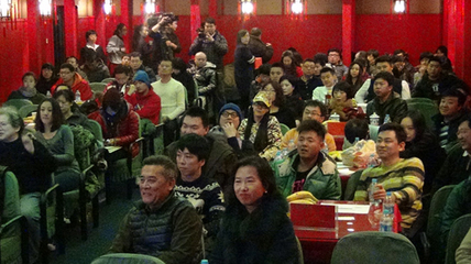 小劇場聯(lián)盟辦首屆交流會，戲劇從業(yè)者齊聚獻(xiàn)計(jì)獻(xiàn)策